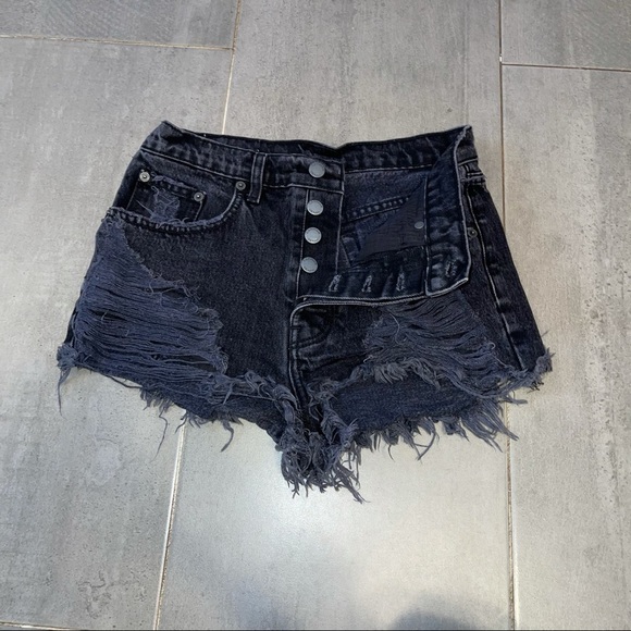 LF - CARMAR // Titania Slim HiRise Shorts - Black - Picture 4 of 8